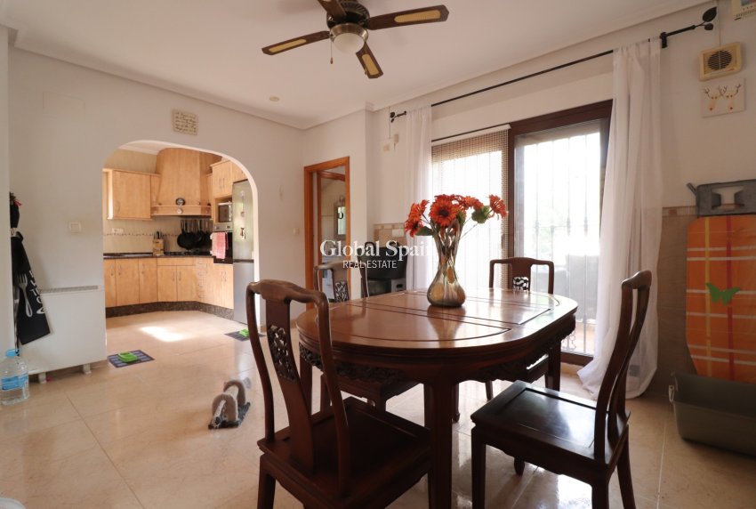 Wederverkoop - VILLA -
Formentera del Segura - Fincas de La Vega