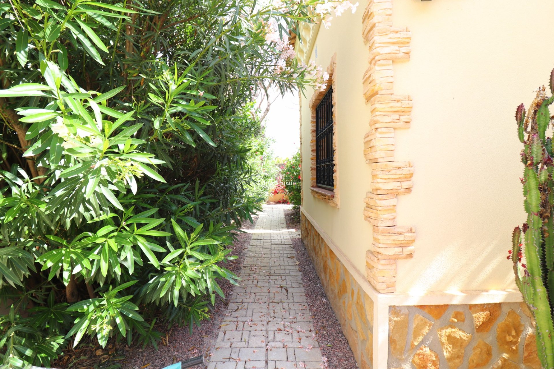 Wederverkoop - VILLA -
Formentera del Segura - Fincas de La Vega