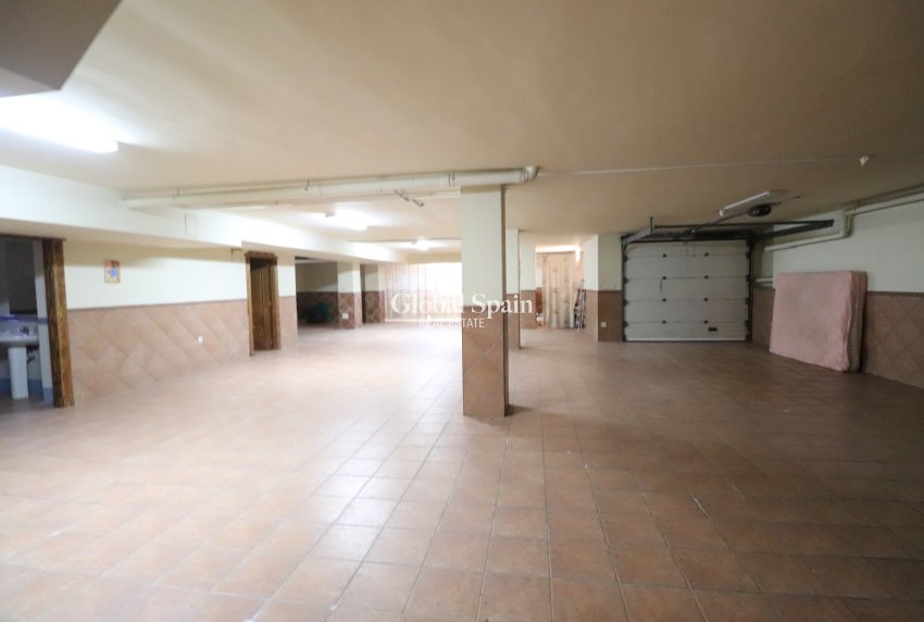 Wederverkoop - VILLA -
FORMENTERA DEL SEGURA - Formentera - Village