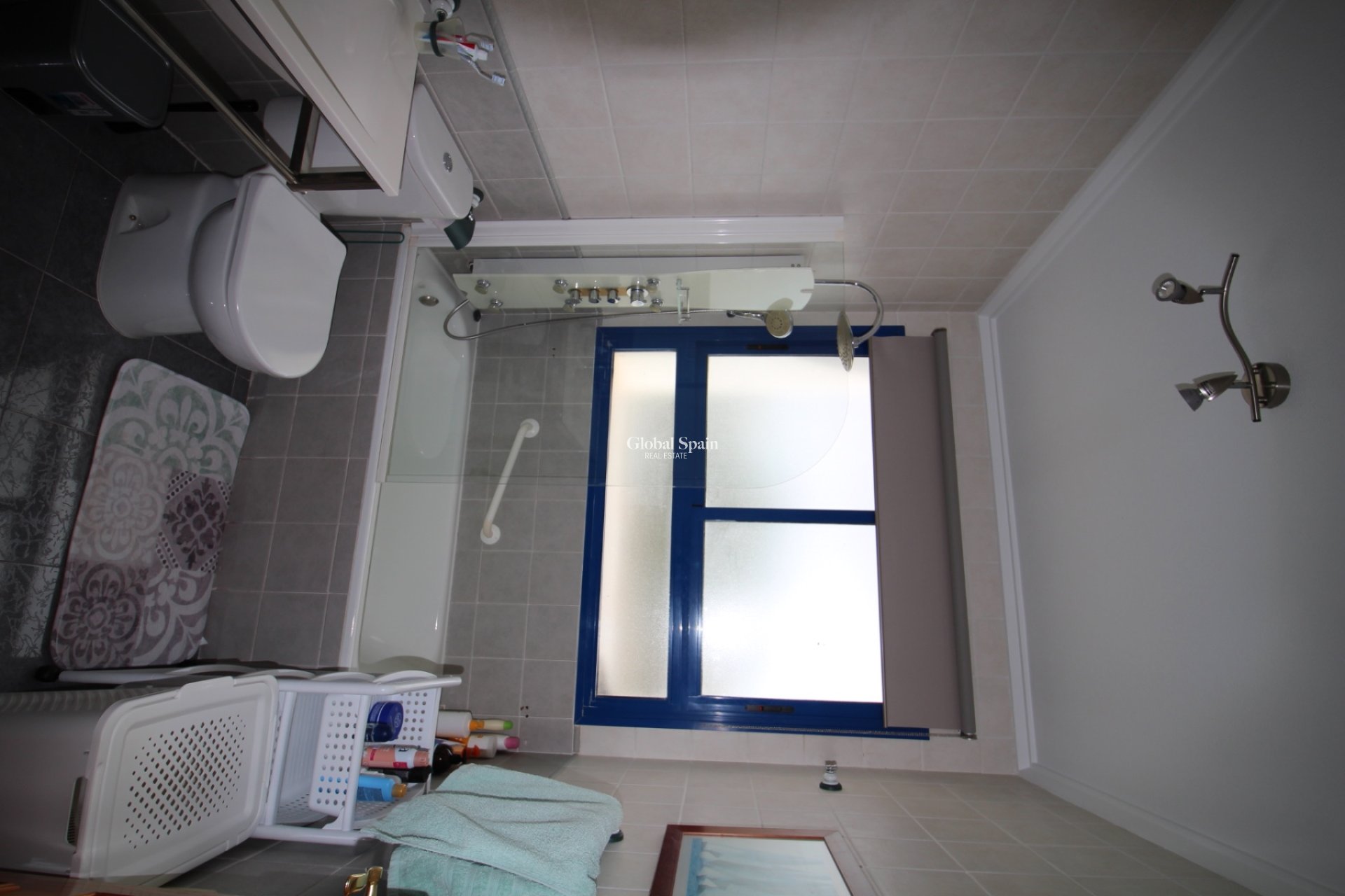 Wederverkoop - VILLA -
FORTUNA - Inland