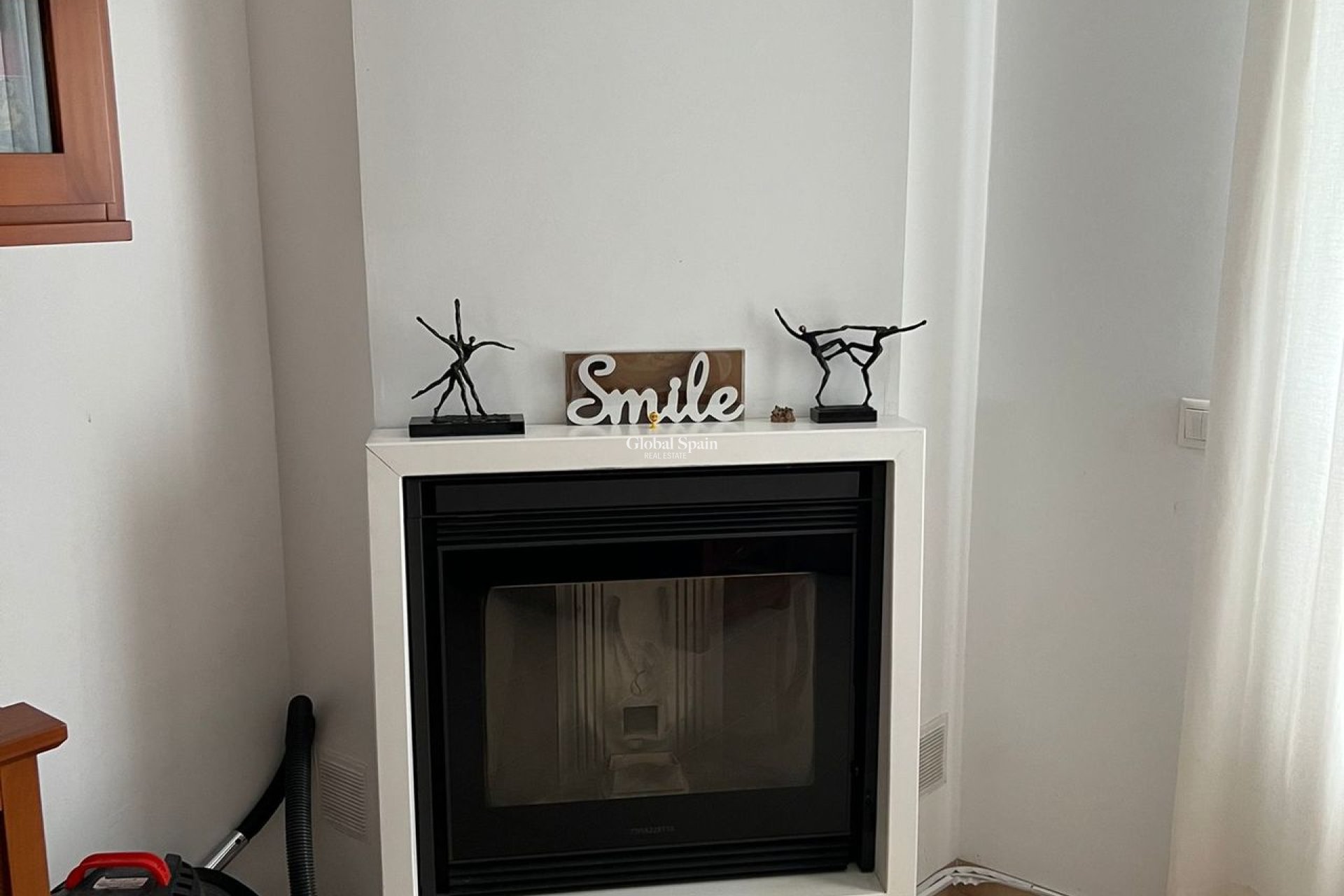 Wederverkoop - VILLA -
FORTUNA - Inland