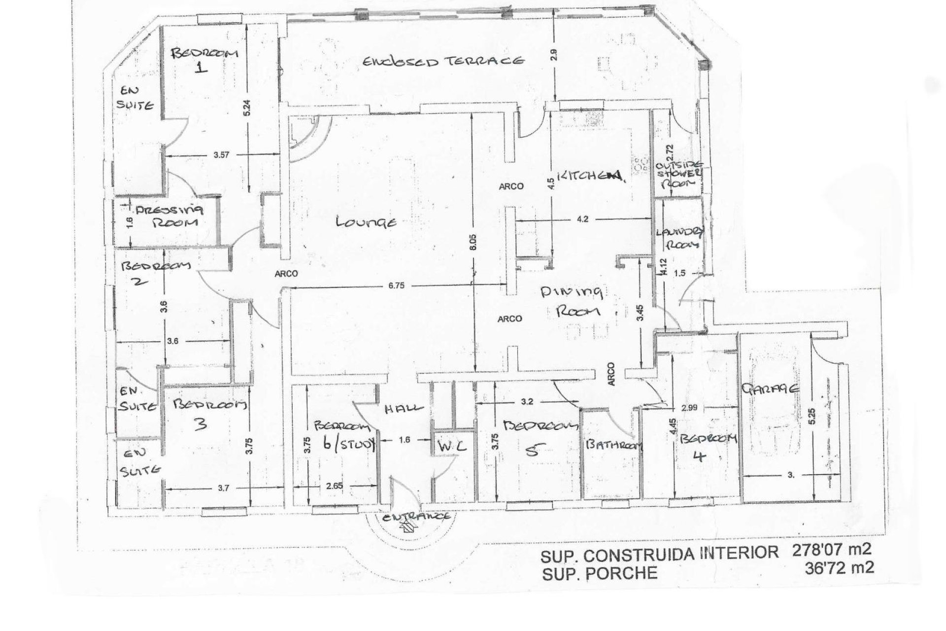 Wederverkoop - VILLA -
GEA Y TRUYOLS - Inland