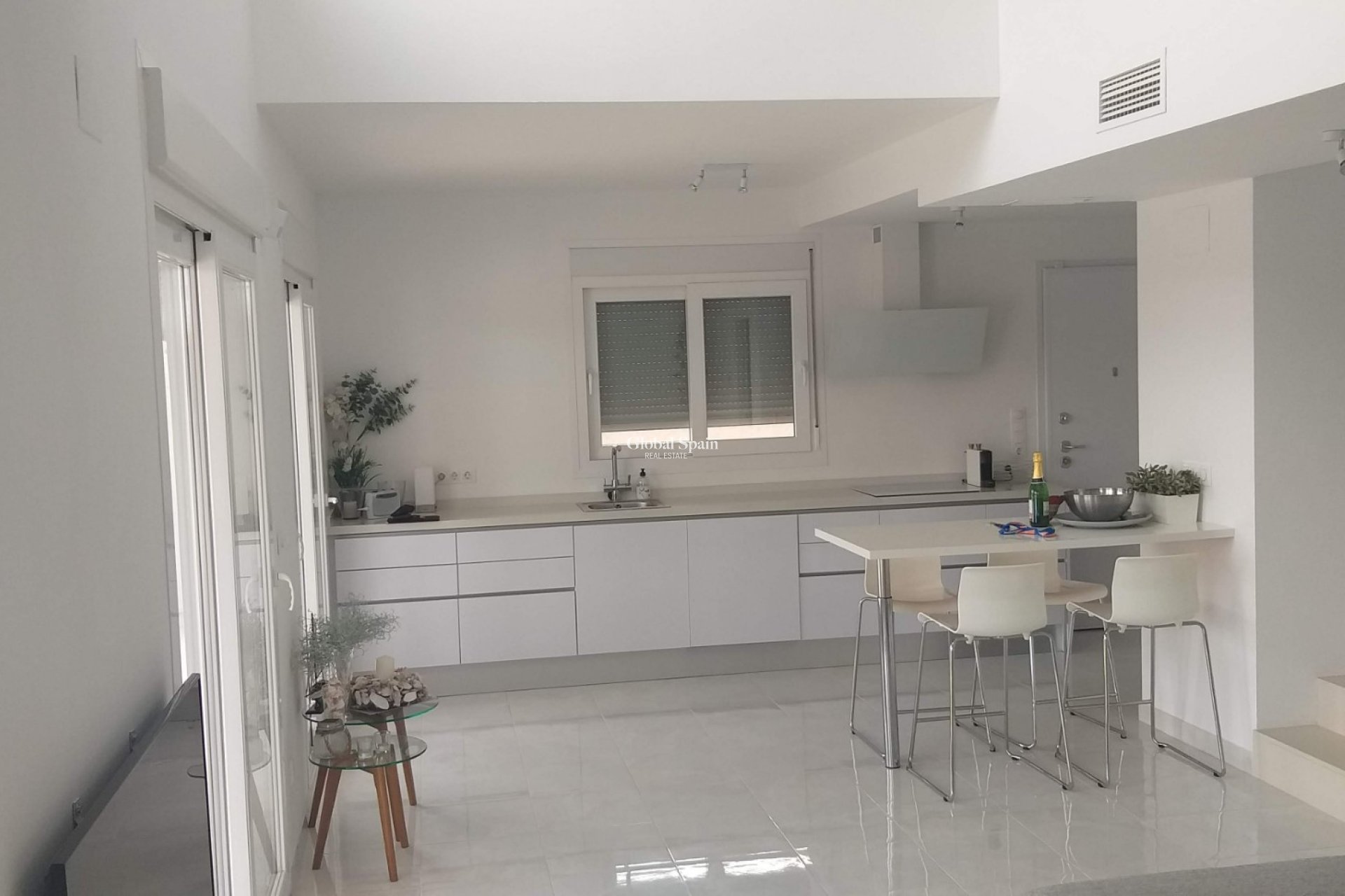 Wederverkoop - VILLA -
GRAN ALACANT - Costa Blanca