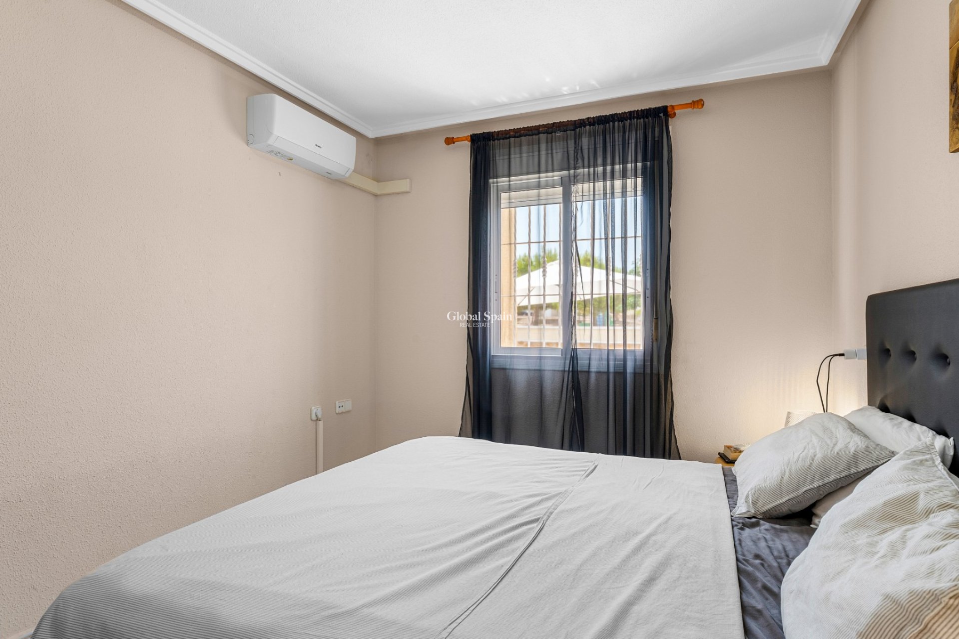 Wederverkoop - VILLA -
Gran Alacant - Costa Blanca