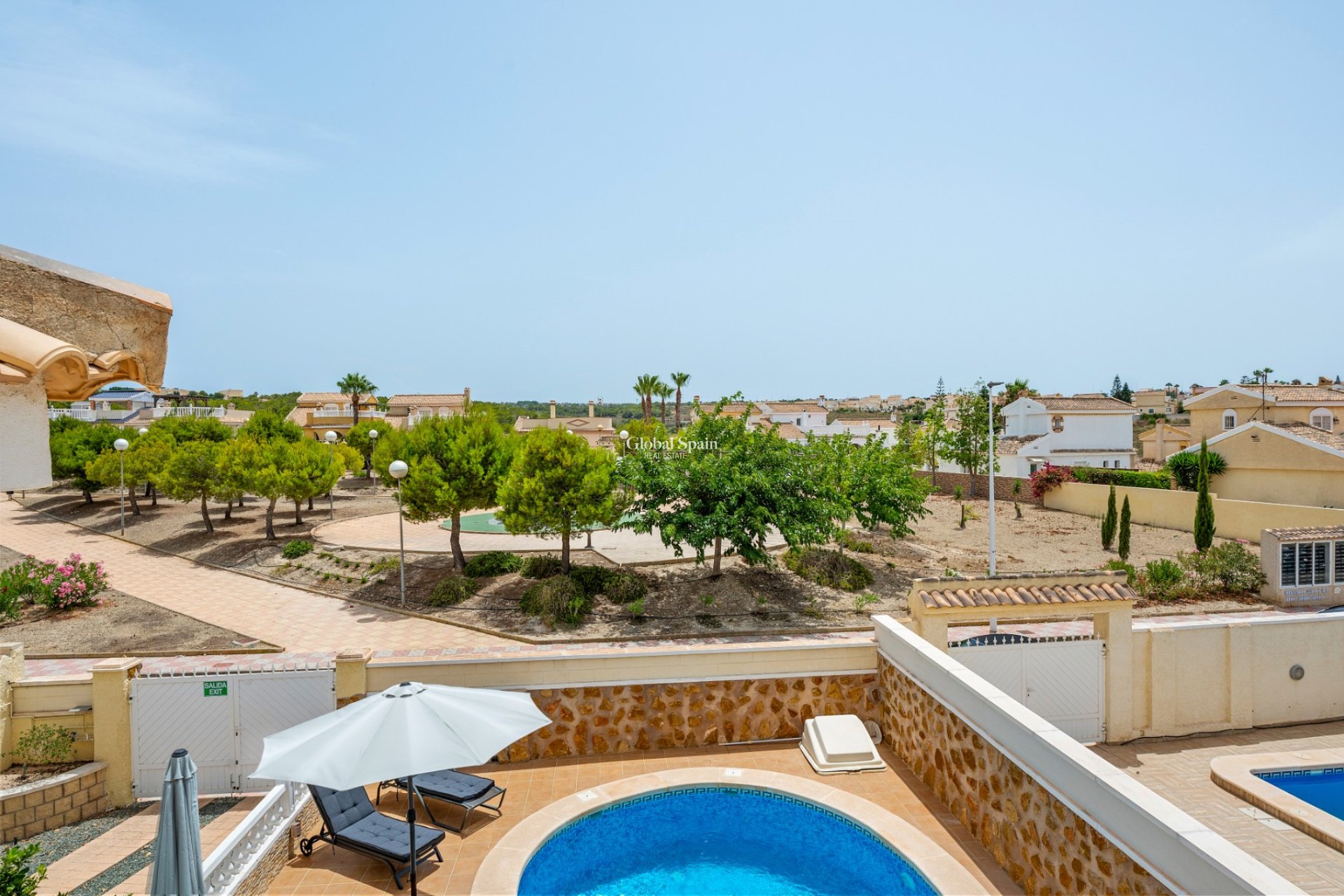 Wederverkoop - VILLA -
Gran Alacant - Costa Blanca