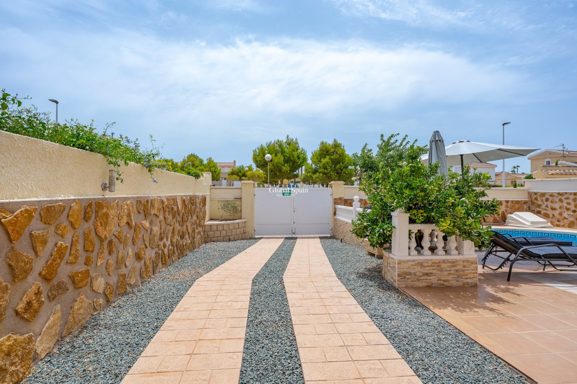 Wederverkoop - VILLA -
Gran Alacant - Costa Blanca