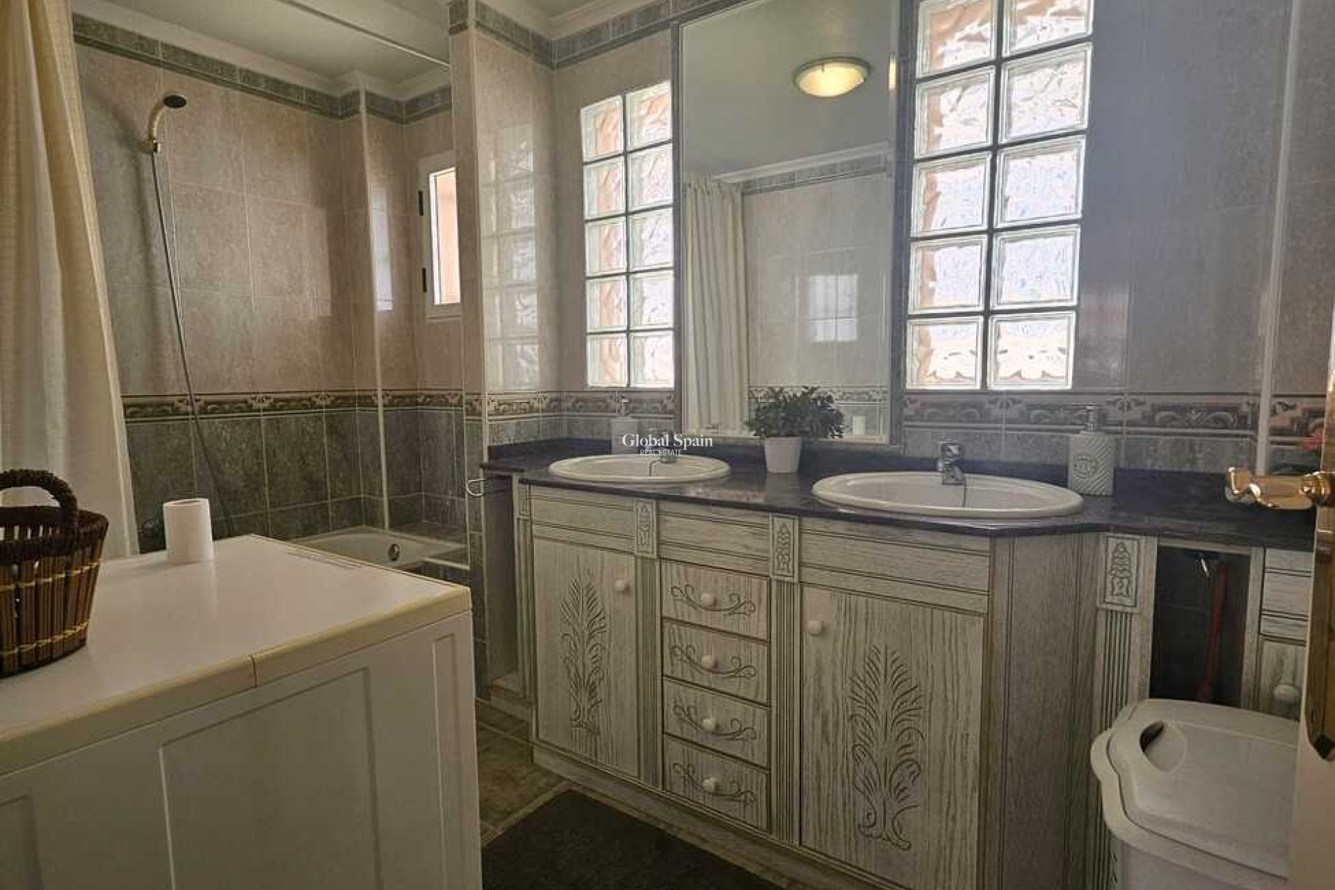 Wederverkoop - VILLA -
GUARDAMAR DEL SEGURA - Campomar