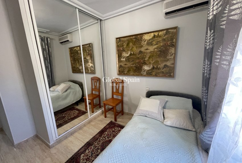 Wederverkoop - VILLA -
GUARDAMAR DEL SEGURA - Costa Blanca