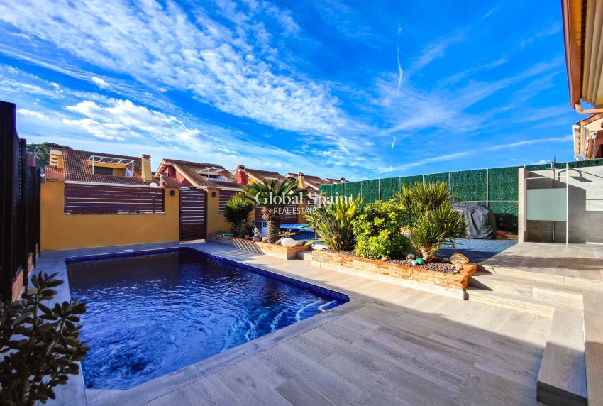 Wederverkoop - VILLA -
GUARDAMAR DEL SEGURA - Costa Blanca