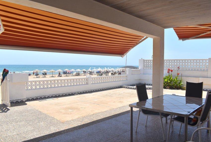 Wederverkoop - VILLA -
GUARDAMAR DEL SEGURA - Costa Blanca