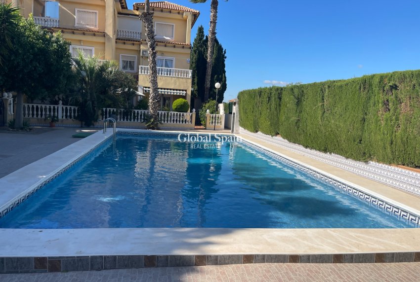 Wederverkoop - VILLA -
GUARDAMAR DEL SEGURA - Costa Blanca
