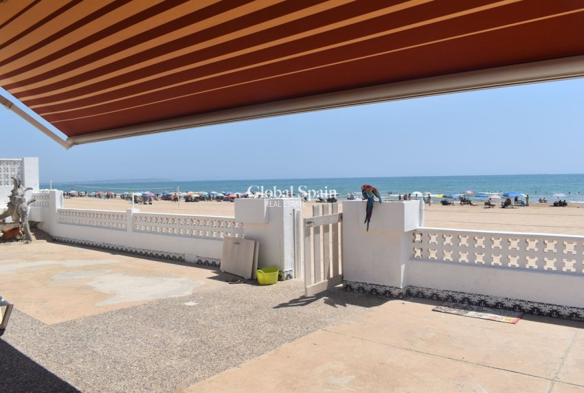 Wederverkoop - VILLA -
GUARDAMAR DEL SEGURA - Costa Blanca