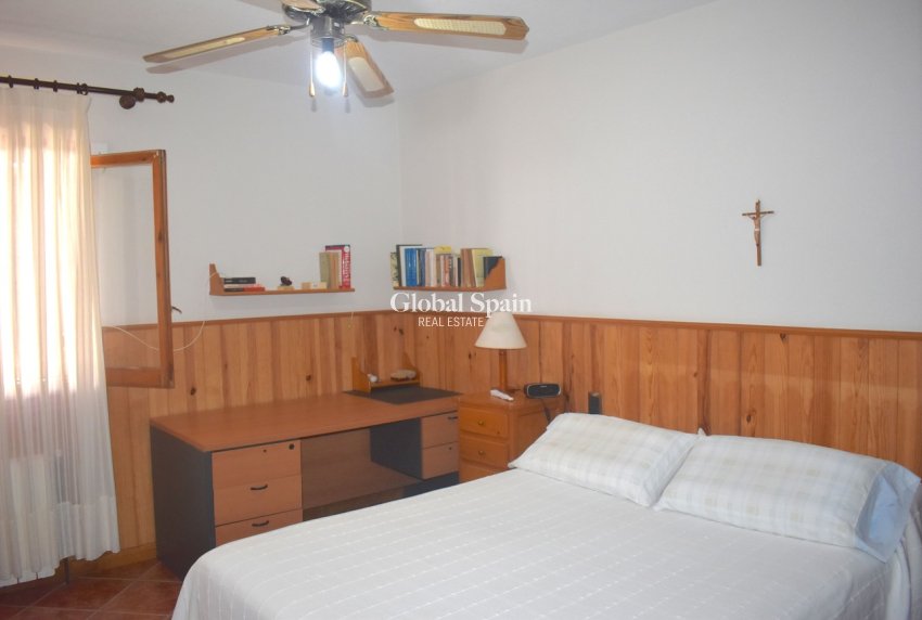 Wederverkoop - VILLA -
GUARDAMAR DEL SEGURA - Costa Blanca