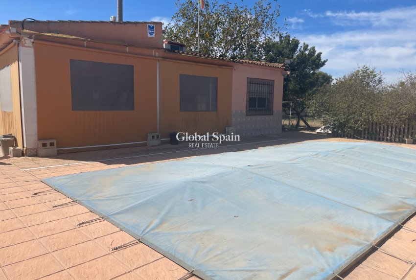 Wederverkoop - VILLA -
GUARDAMAR DEL SEGURA - Costa Blanca