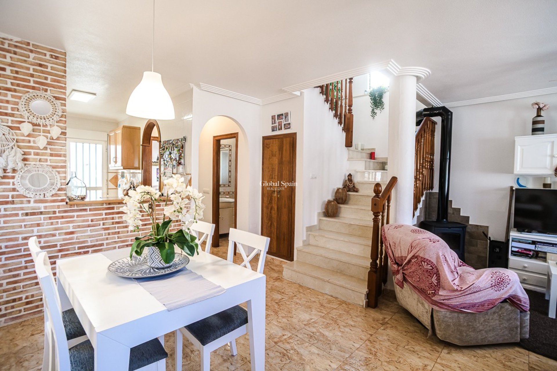 Wederverkoop - VILLA -
GUARDAMAR DEL SEGURA - EL RASO