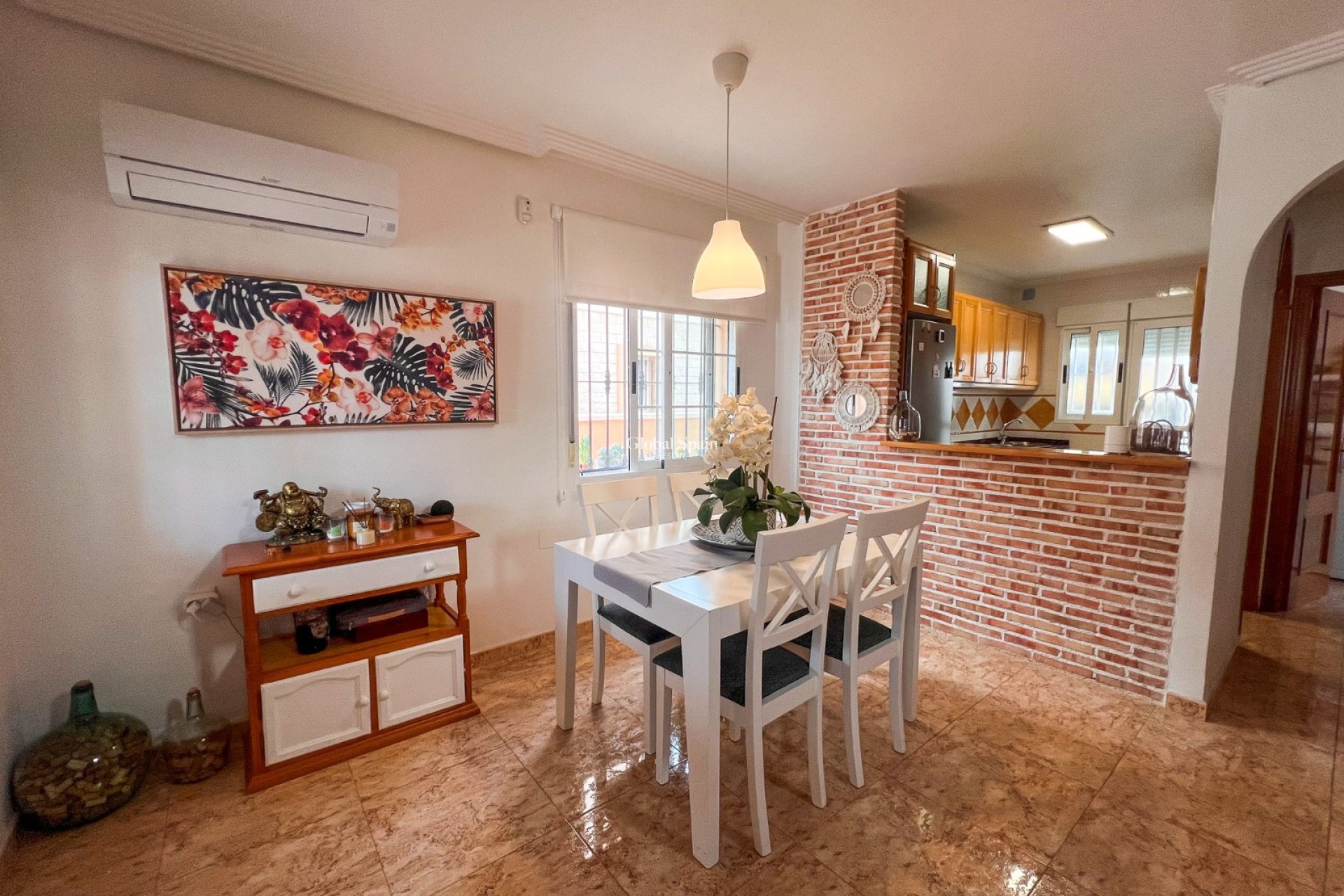 Wederverkoop - VILLA -
GUARDAMAR DEL SEGURA - EL RASO