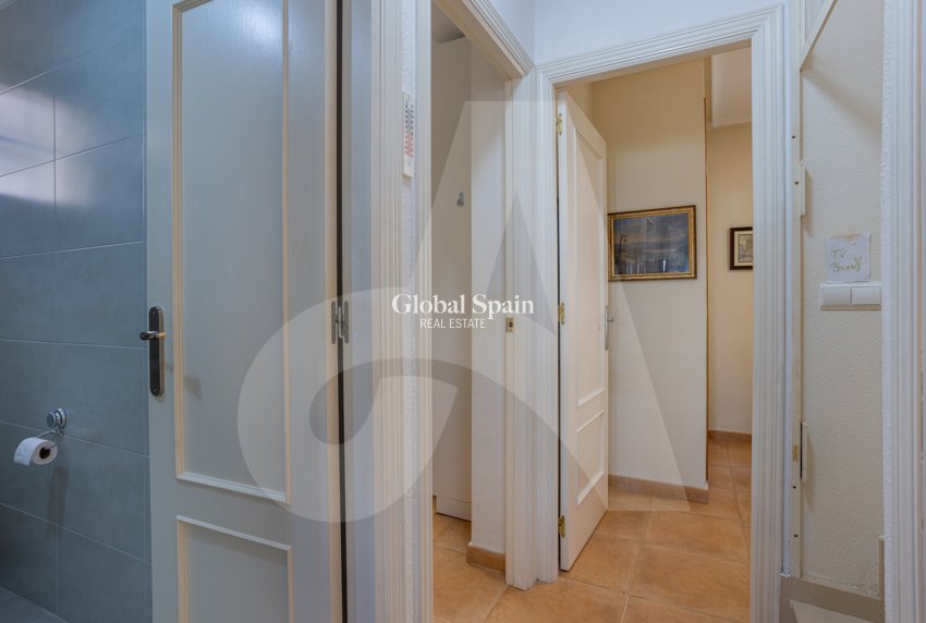 Wederverkoop - VILLA -
GUARDAMAR DEL SEGURA - EL RASO