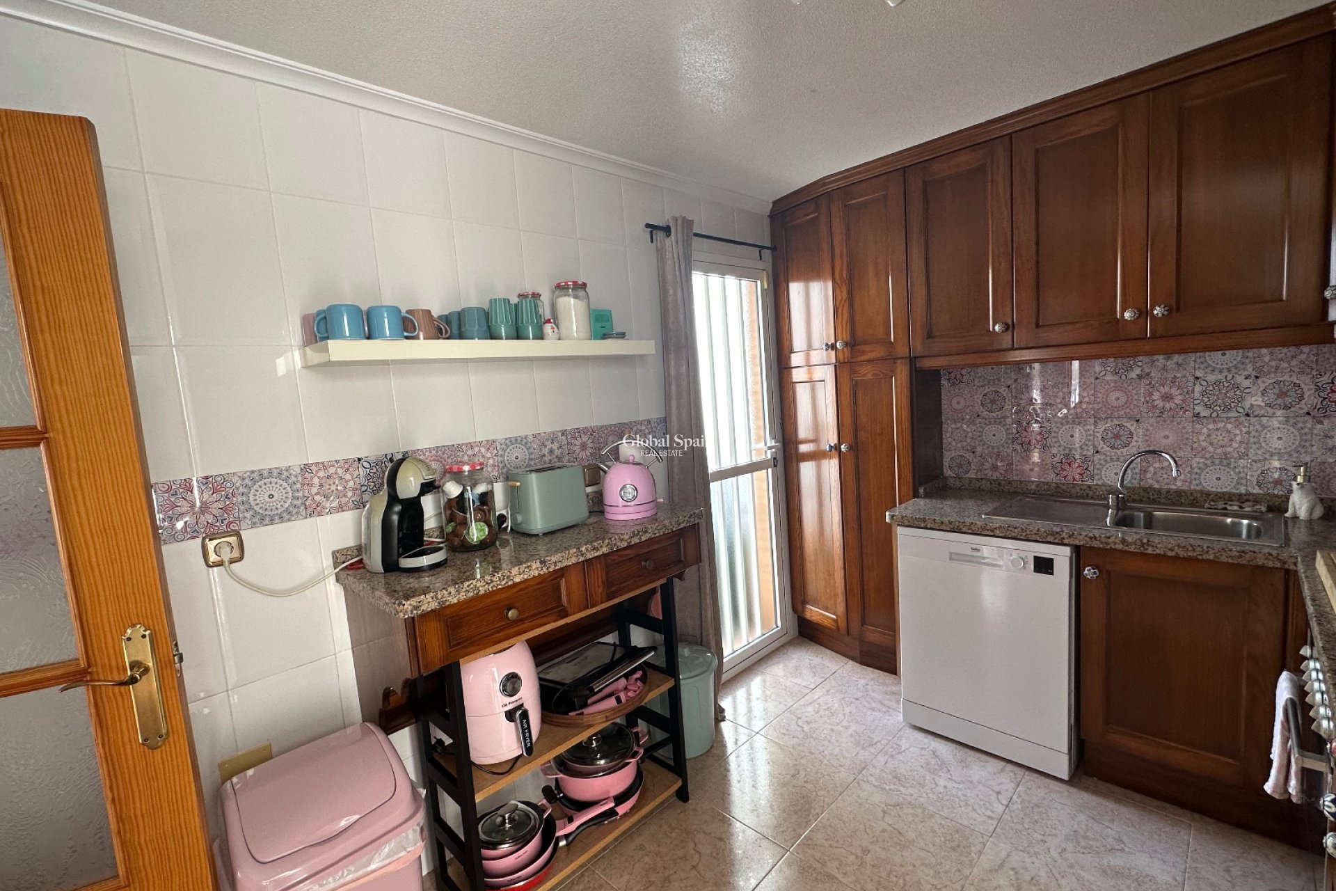 Wederverkoop - VILLA -
GUARDAMAR DEL SEGURA - EL RASO