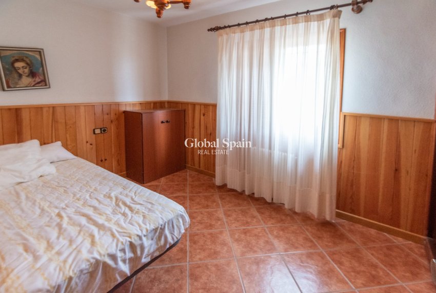 Wederverkoop - VILLA -
GUARDAMAR DEL SEGURA - Guardamar Playa