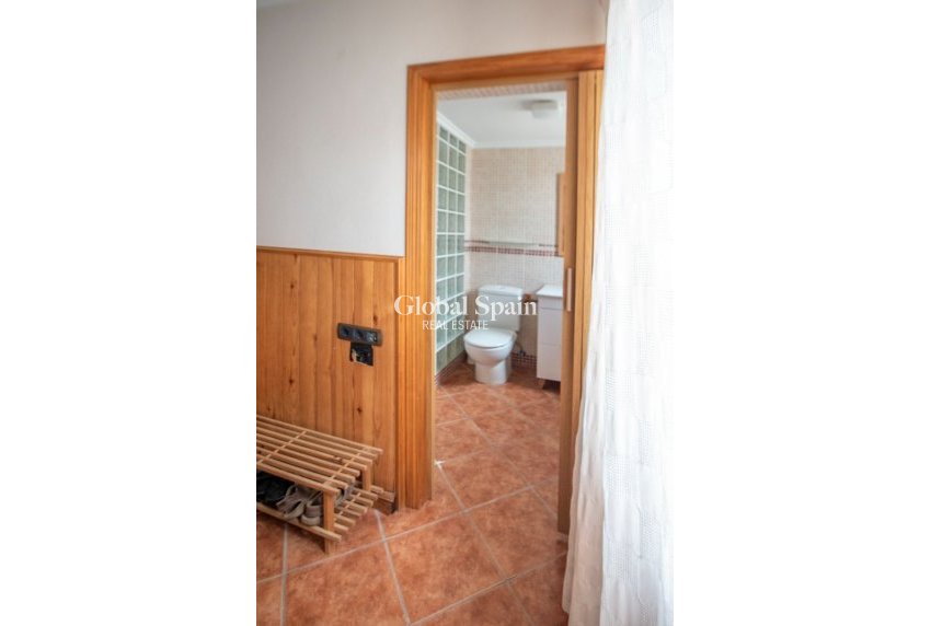 Wederverkoop - VILLA -
GUARDAMAR DEL SEGURA - Guardamar Playa