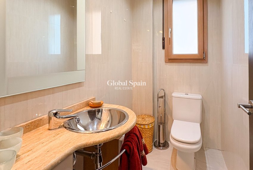 Wederverkoop - VILLA -
GUARDAMAR DEL SEGURA - Guardamar Playa