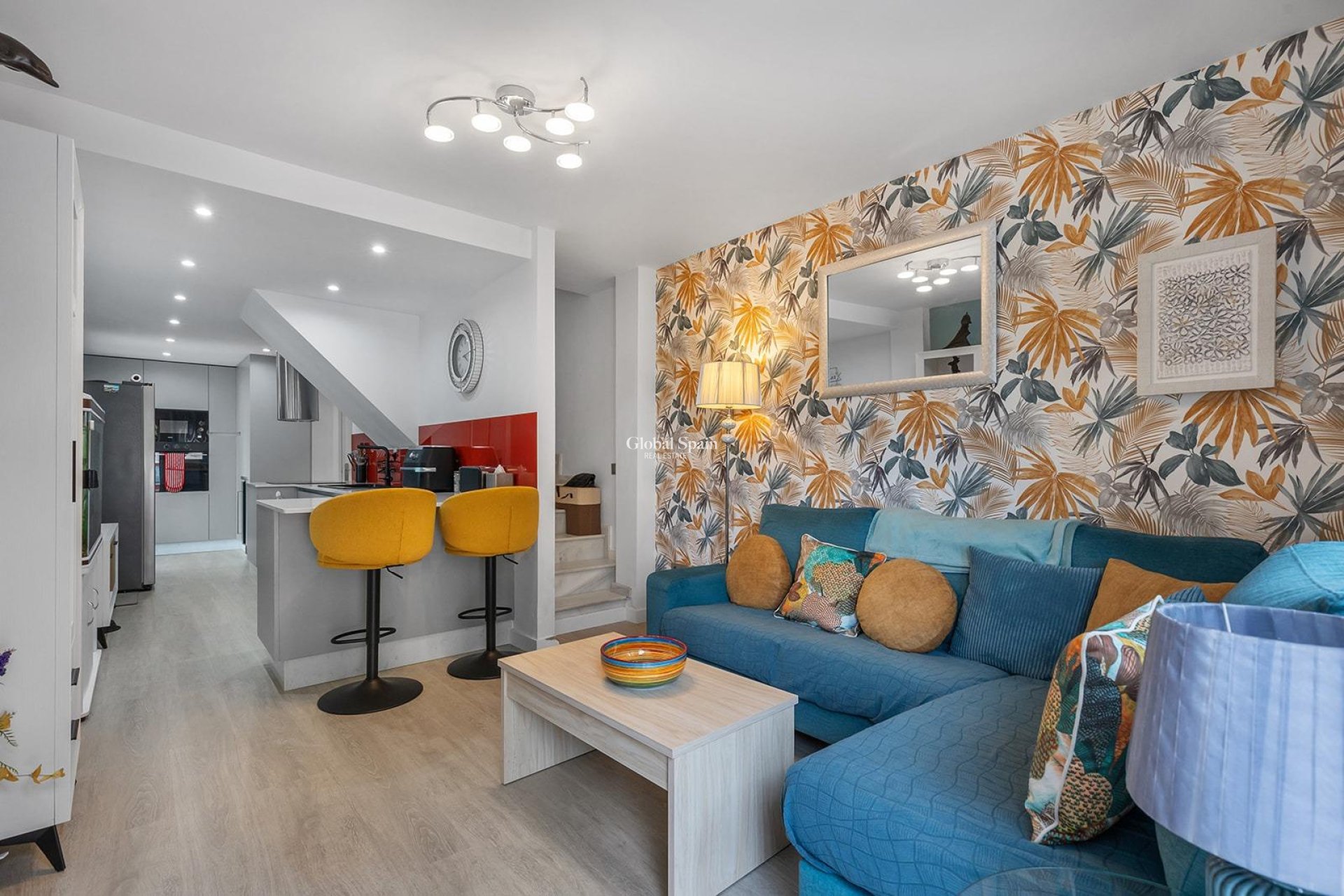 Wederverkoop - VILLA -
GUARDAMAR DEL SEGURA - Urbanizaciones