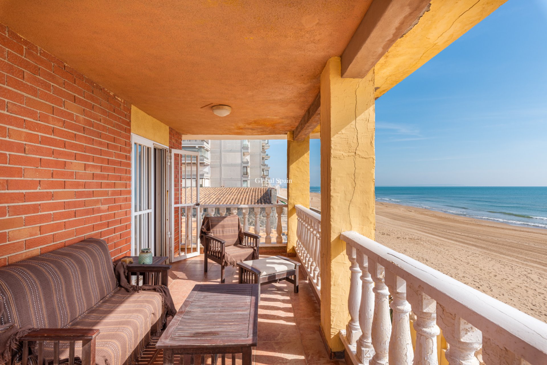 Wederverkoop - Villa -
GUARDAMAR DEL SEGURA