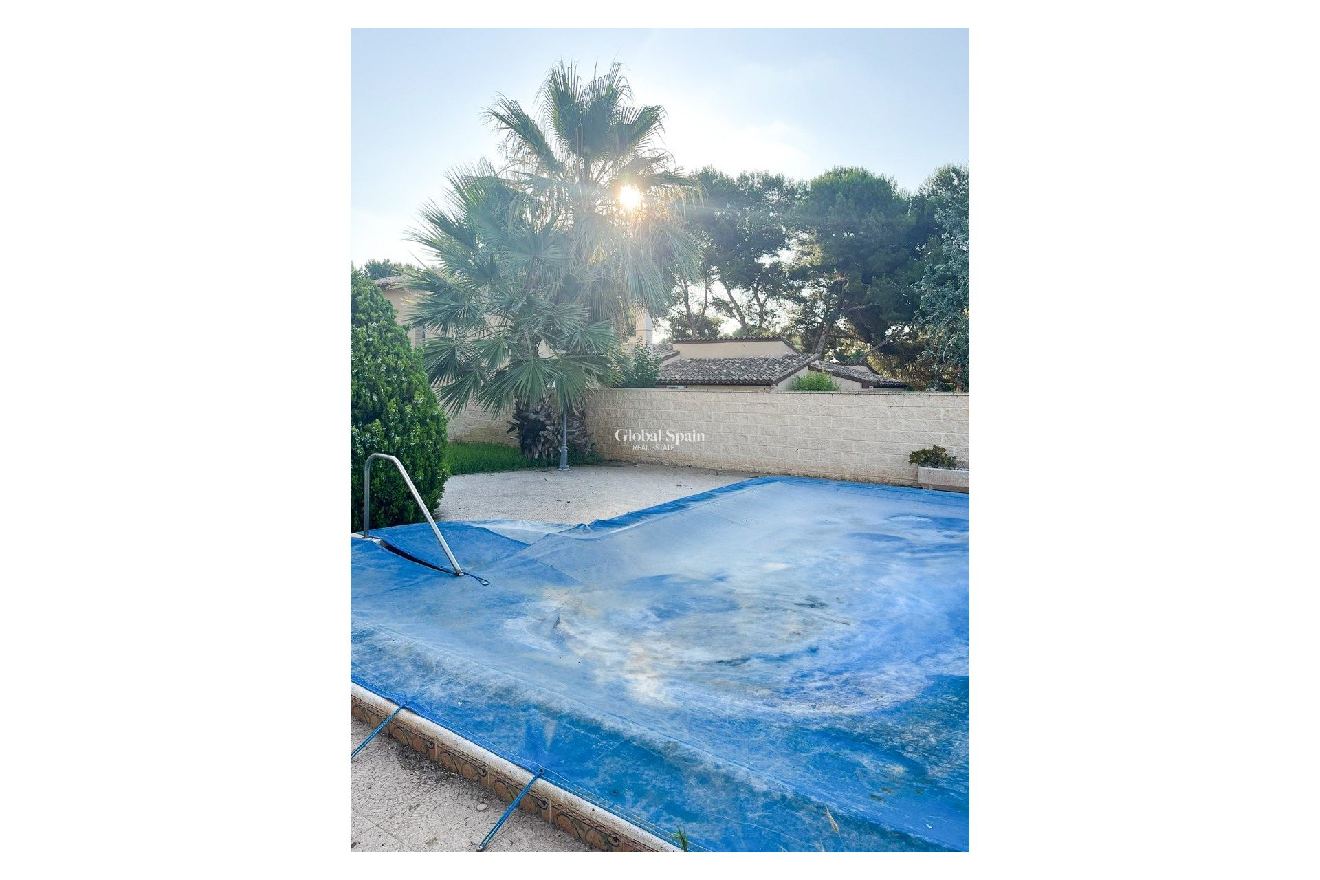 Wederverkoop - Villa / Halfvrijstaand -
ORIHUELA COSTA - Punta Prima