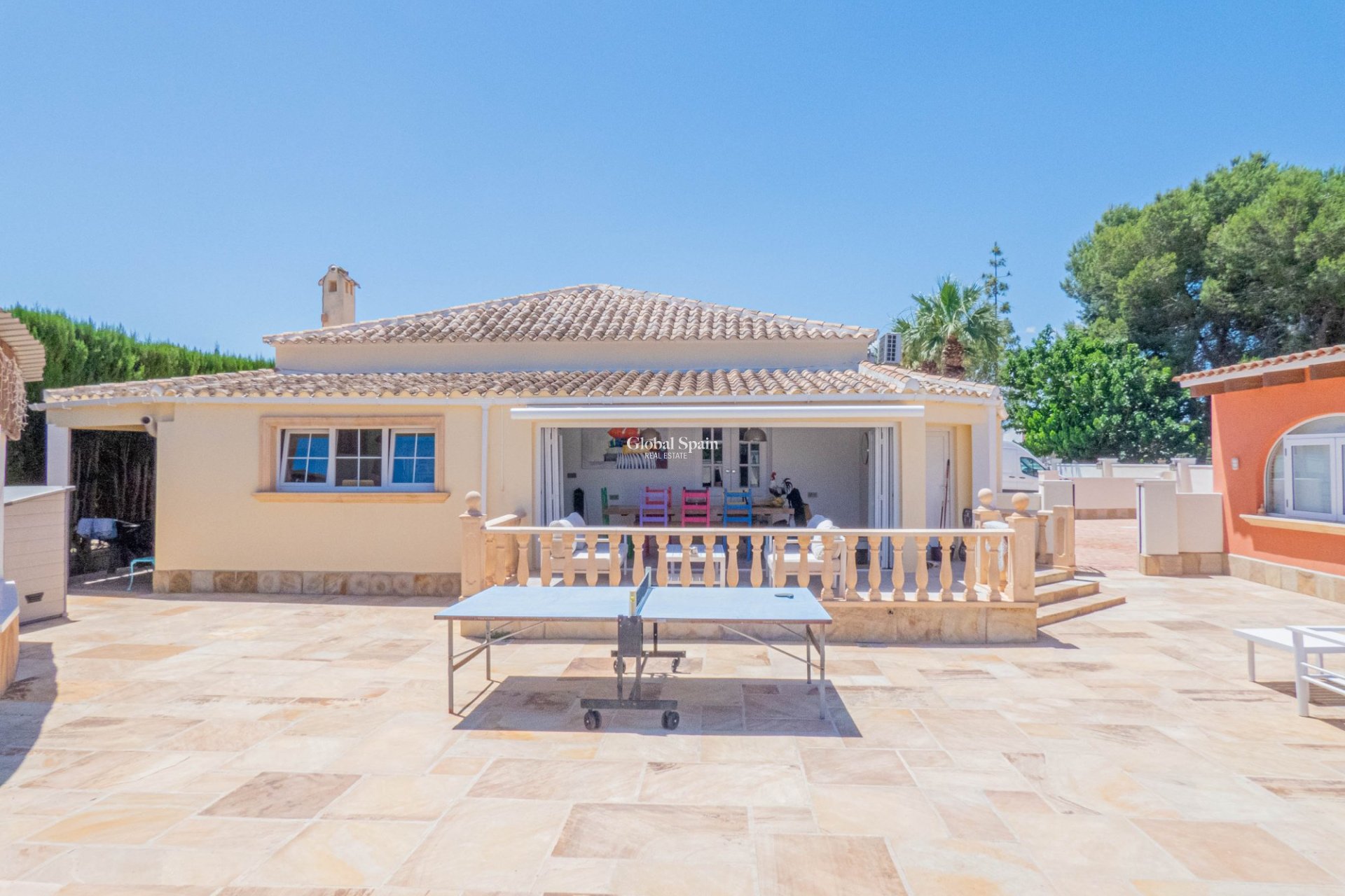 Wederverkoop - VILLA -
HEREDADES - Costa Blanca