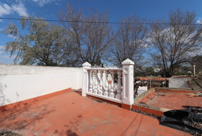 Wederverkoop - VILLA -
Heredades - Heredades - Village