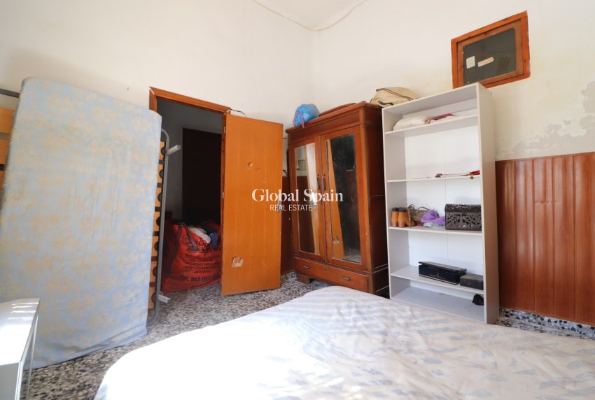 Wederverkoop - VILLA -
Heredades - Heredades - Village