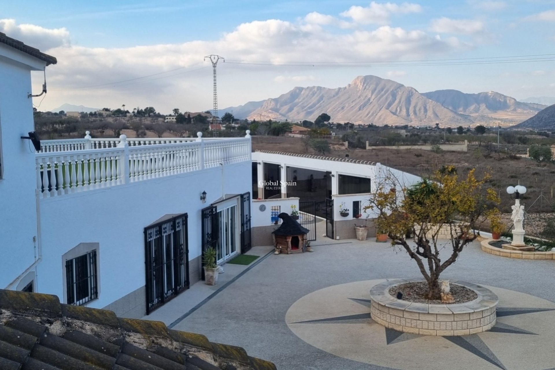 Wederverkoop - VILLA -
HONDÓN DE LOS FRAILES - Inland