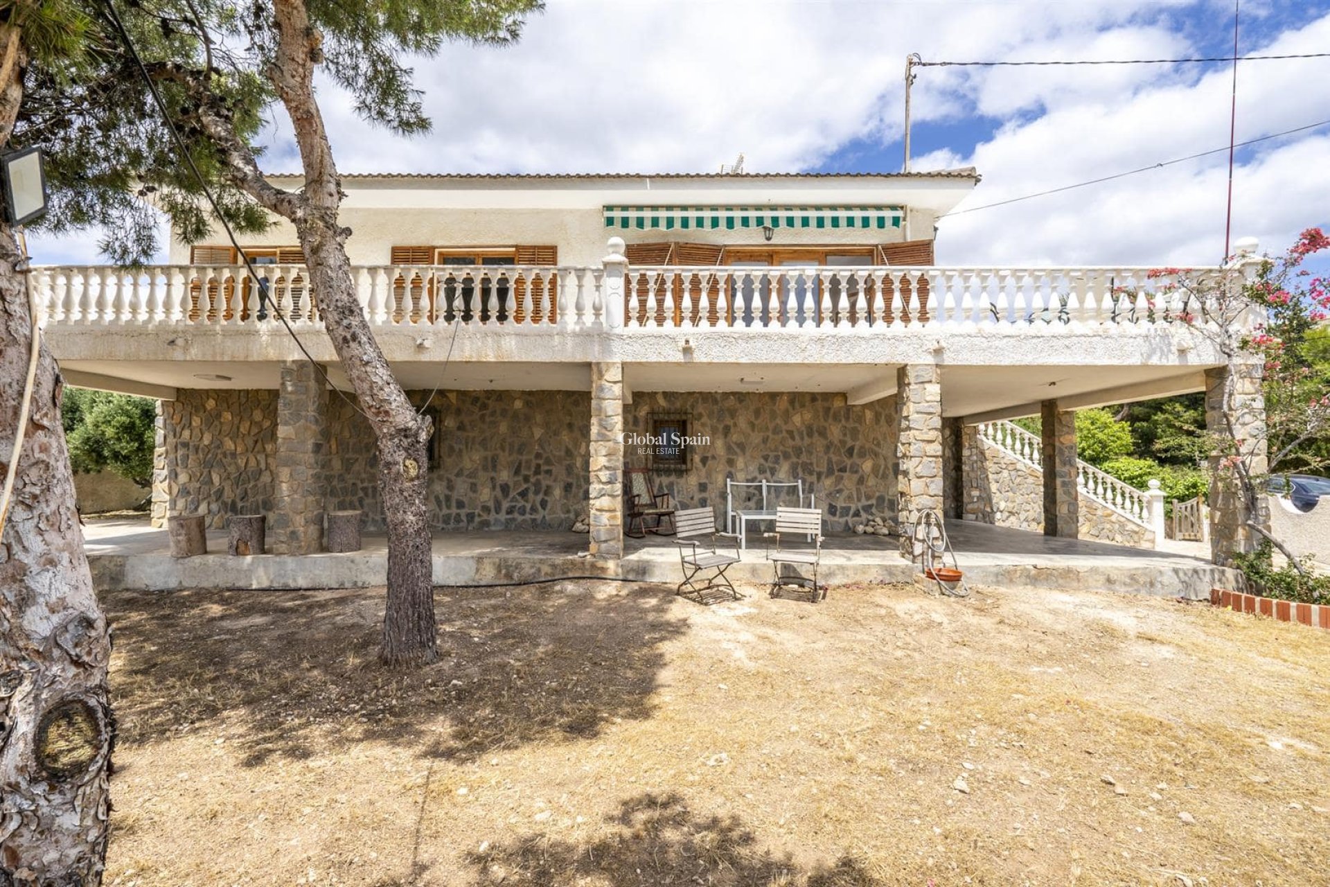 Wederverkoop - VILLA -
Isla Plana - Costa Calida