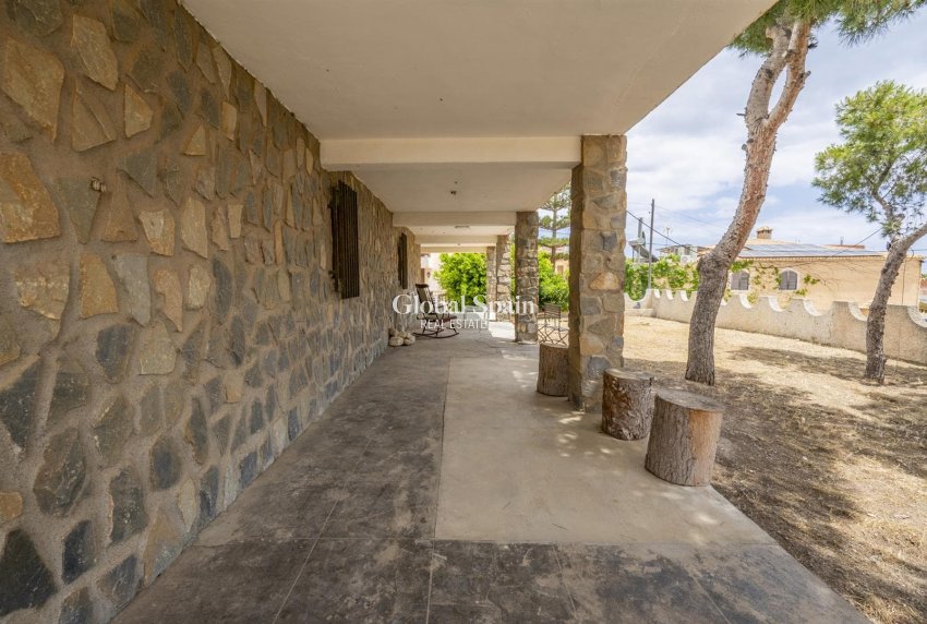 Wederverkoop - VILLA -
Isla Plana - Costa Calida