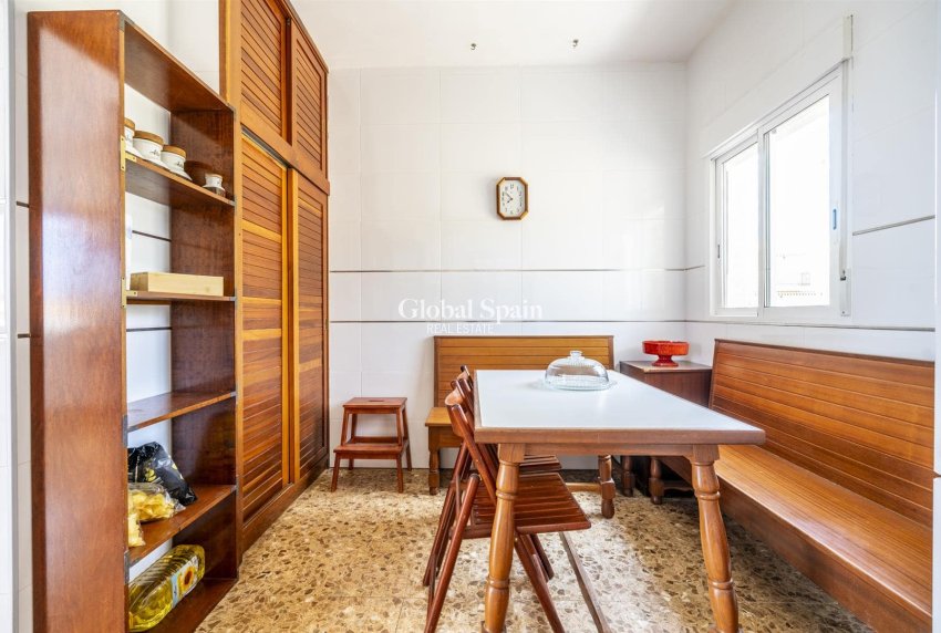 Wederverkoop - VILLA -
Isla Plana - Costa Calida