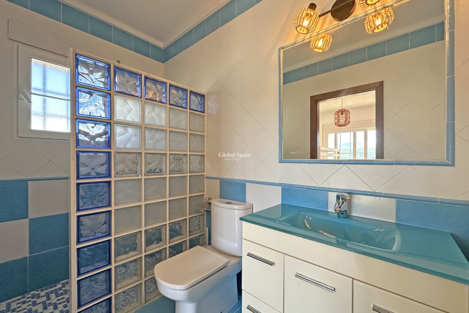 Wederverkoop - VILLA -
JALÓN - Inland