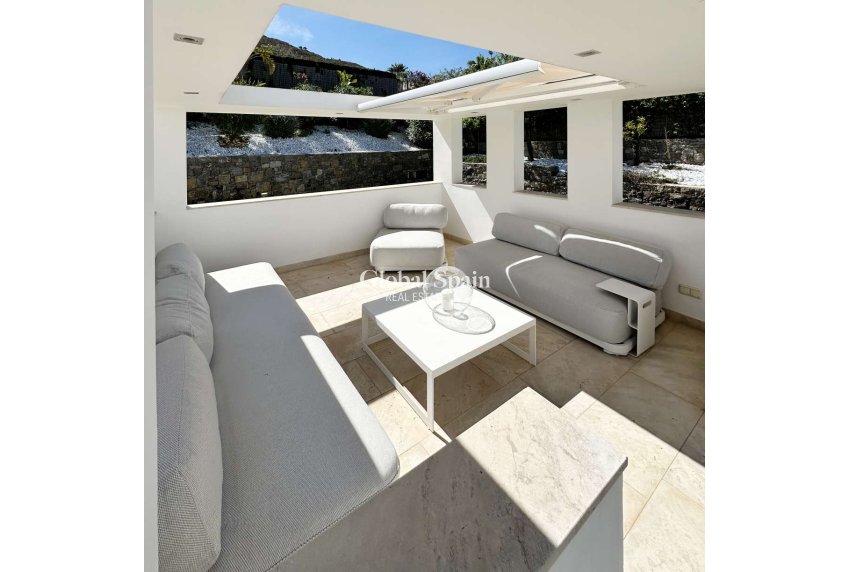 Wederverkoop - VILLA -
JÁVEA - Costa Blanca