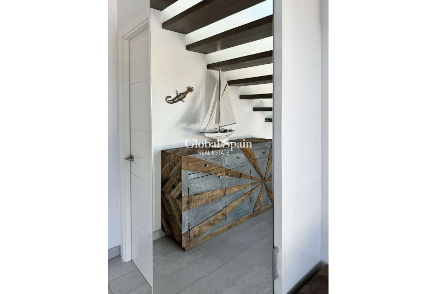 Wederverkoop - VILLA -
JÁVEA - Costa Blanca