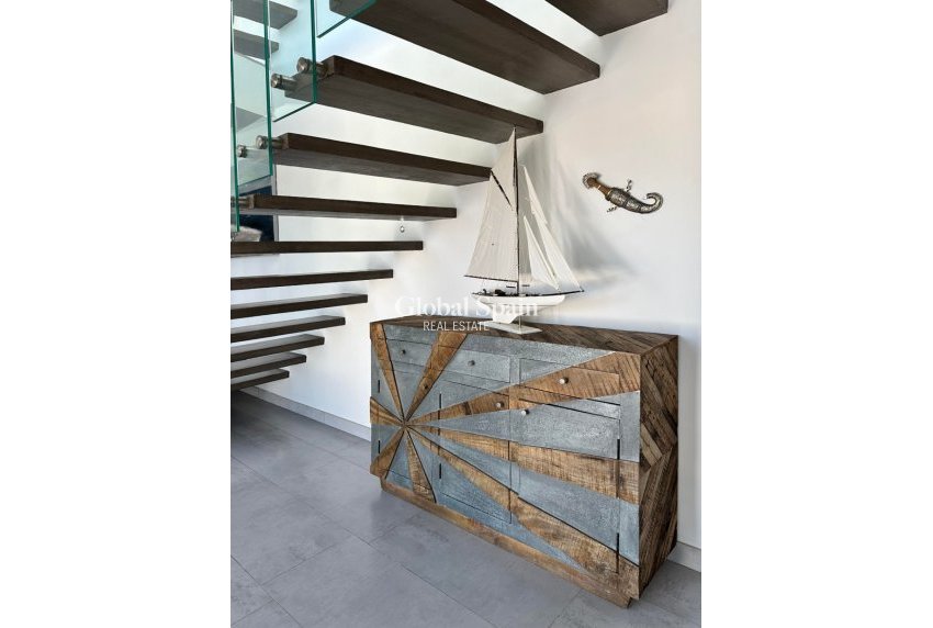 Wederverkoop - VILLA -
JÁVEA - Costa Blanca