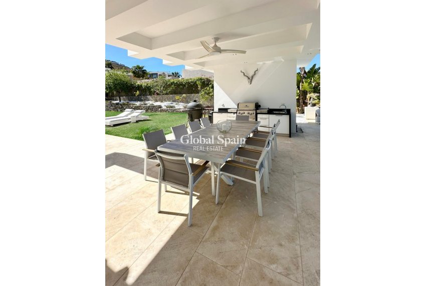 Wederverkoop - VILLA -
JÁVEA - Costa Blanca