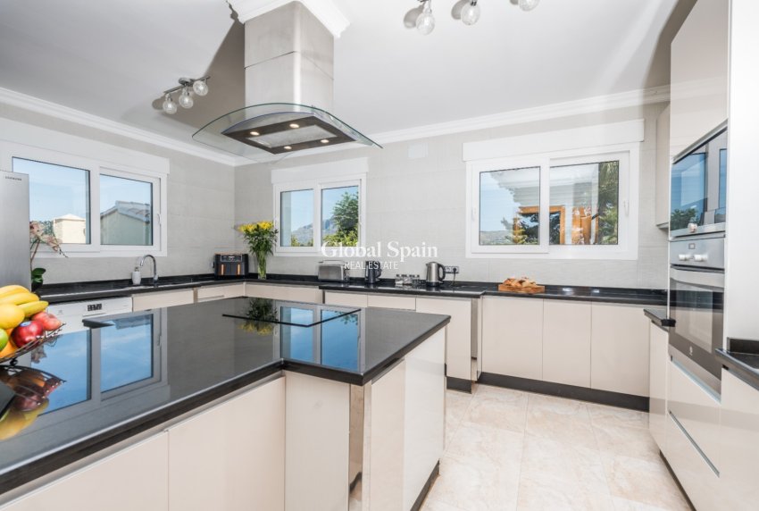 Wederverkoop - VILLA -
JÁVEA - Costa Blanca