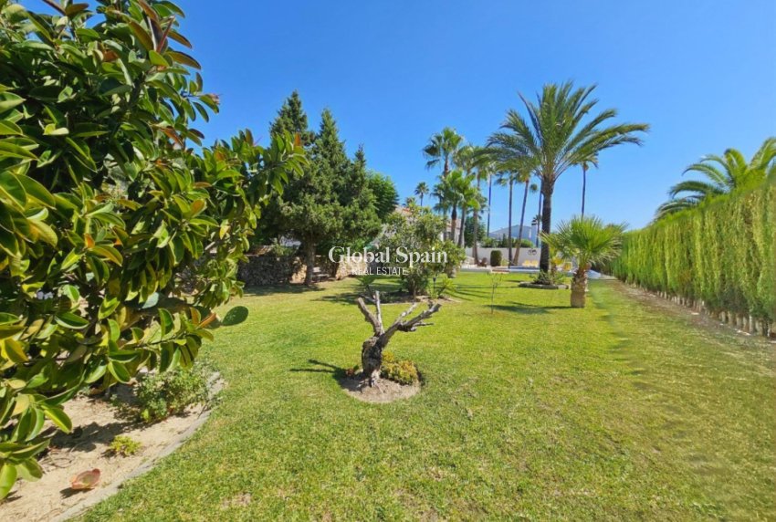 Wederverkoop - VILLA -
JÁVEA - Costa Blanca