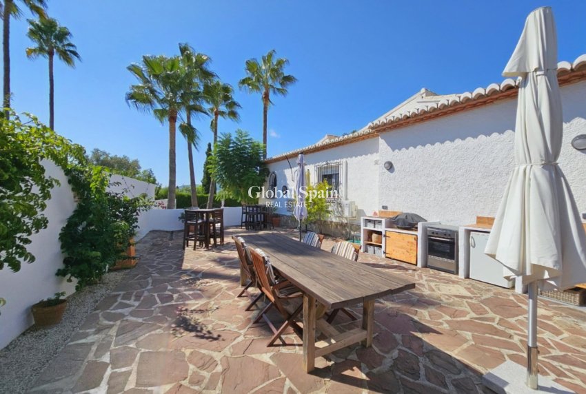 Wederverkoop - VILLA -
JÁVEA - Costa Blanca