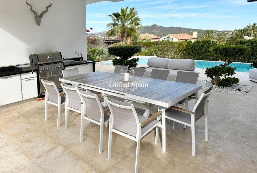 Wederverkoop - VILLA -
JÁVEA - Costa Blanca