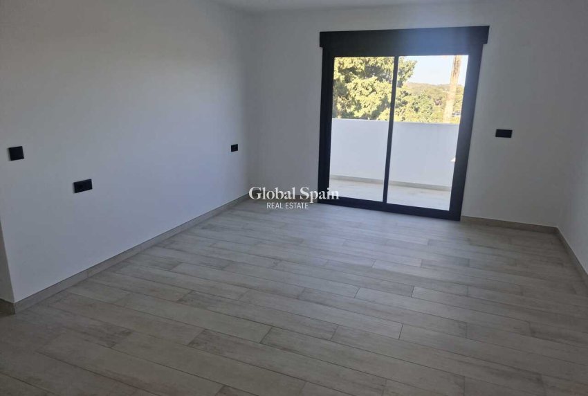 Wederverkoop - VILLA -
JÁVEA - Costa Blanca