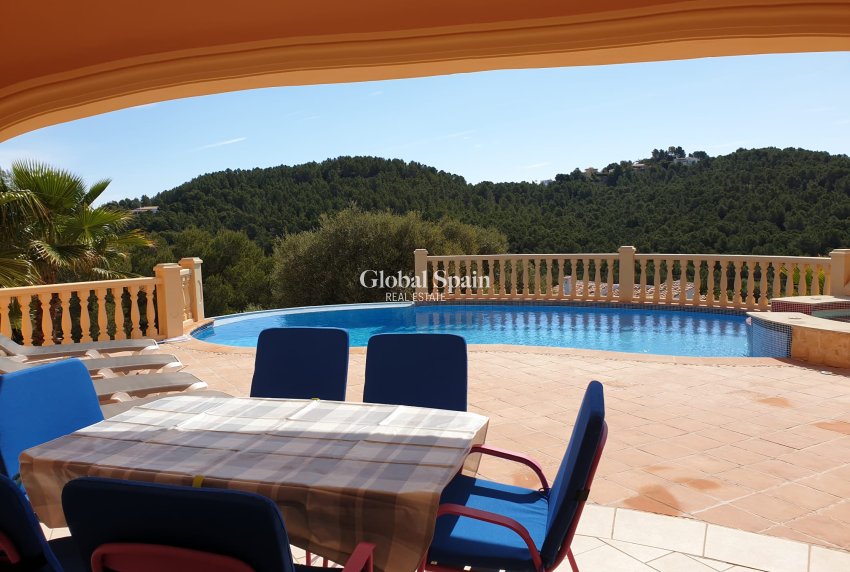 Wederverkoop - VILLA -
JÁVEA - Costa Blanca