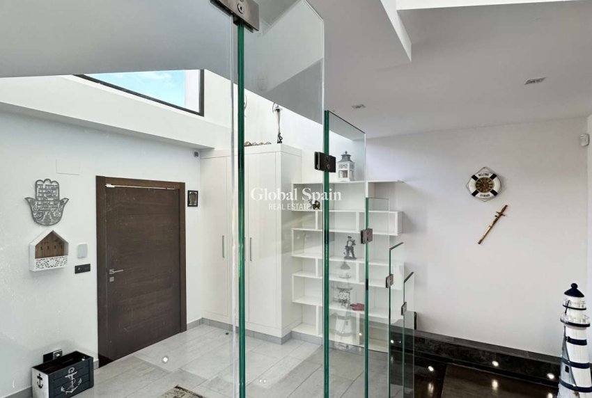 Wederverkoop - VILLA -
JÁVEA - Costa Blanca