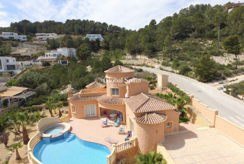Wederverkoop - VILLA -
JÁVEA - Costa Blanca