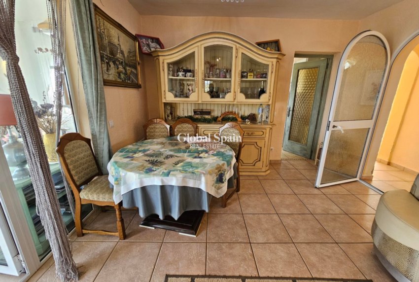 Wederverkoop - VILLA -
JÁVEA - Costa Blanca
