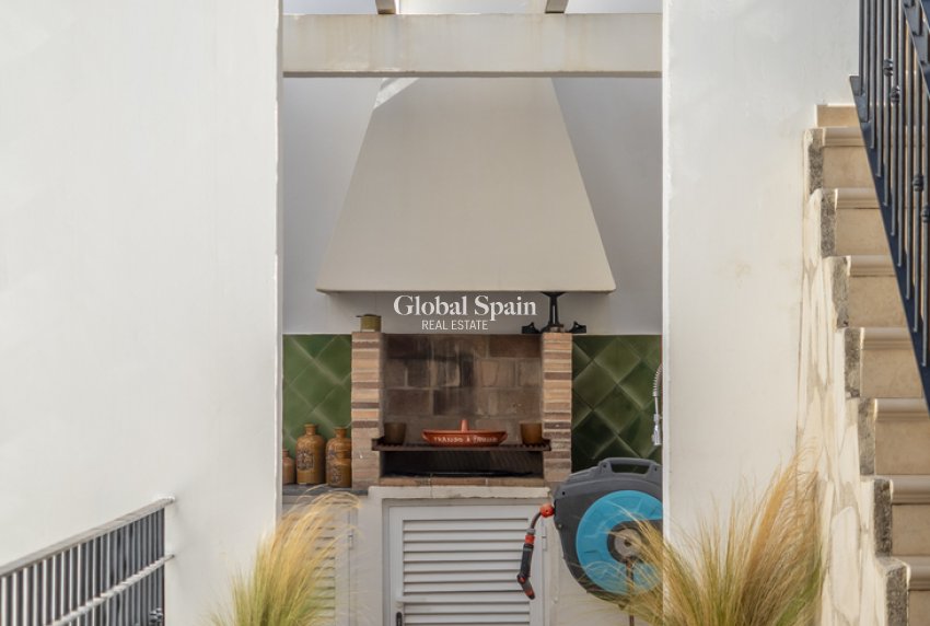 Wederverkoop - VILLA -
JÁVEA - Costa Blanca